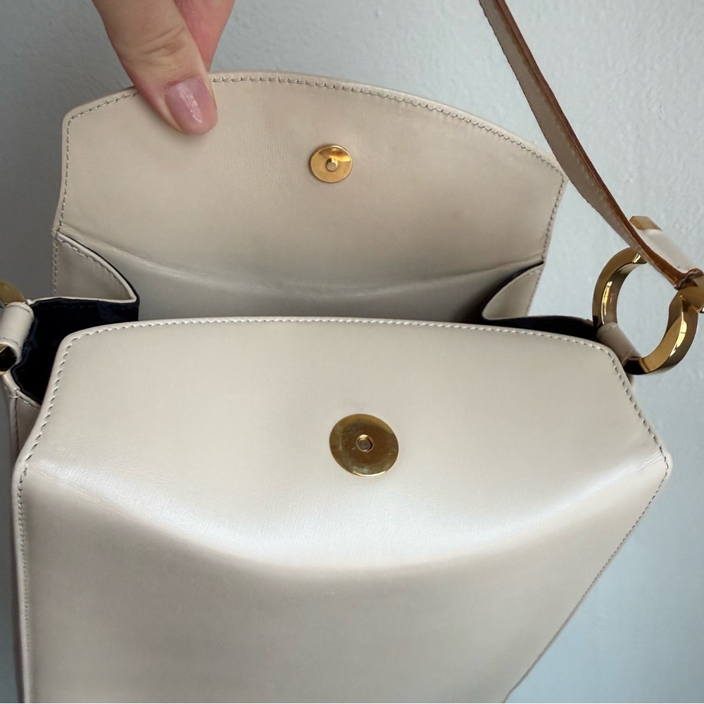 Salvatore Ferragamo bag - Picture 10 of 11